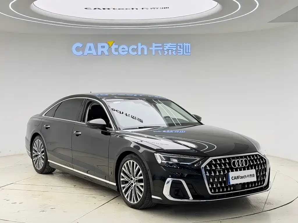 Audi A8 — фото 3