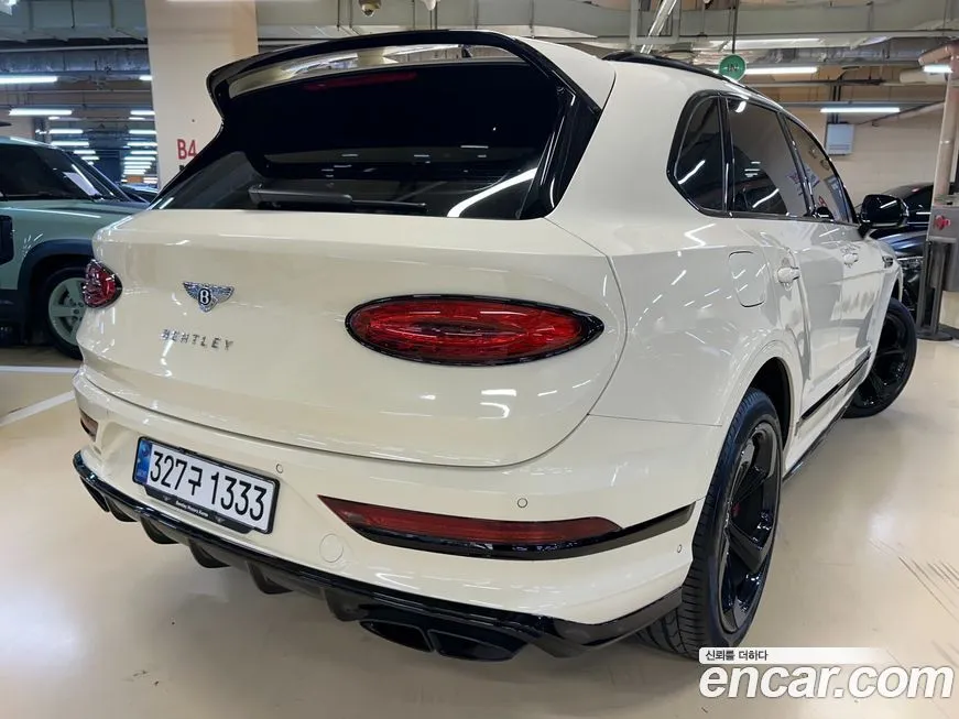 Bentley Bentayga 2023 из KR, фото 2