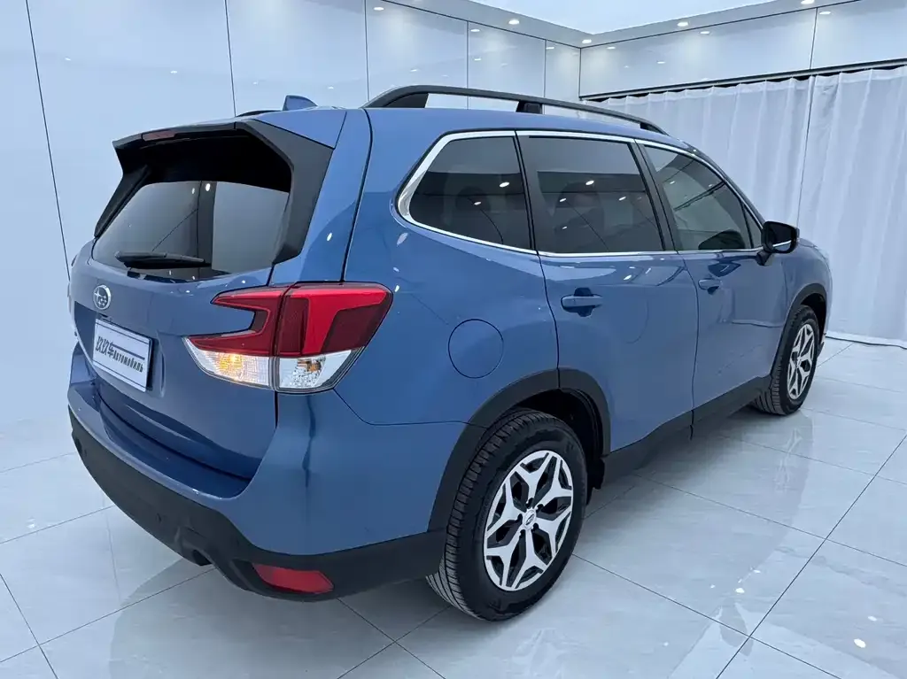 Subaru Forester 2021 из CN, фото 6