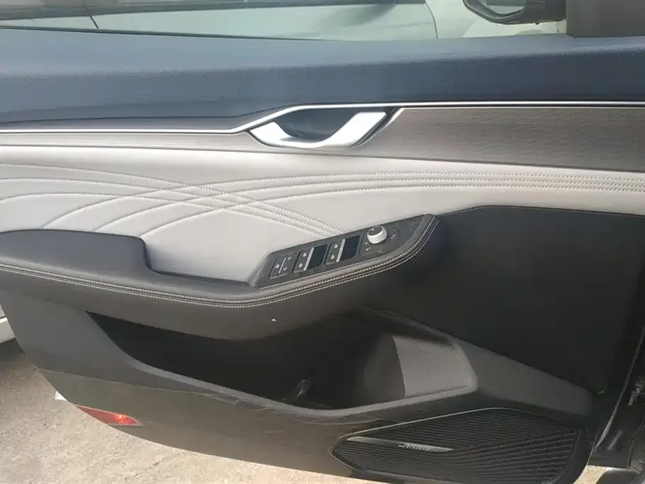 Geely Xingrui — фото 9