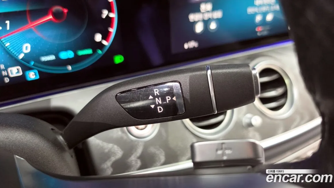 Mercedes-Benz E-Class 2021 из KR, фото 6