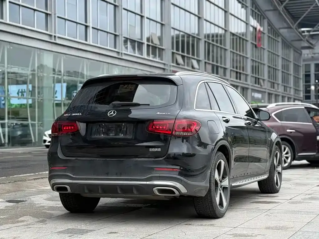 Mercedes-Benz GLC — фото 7