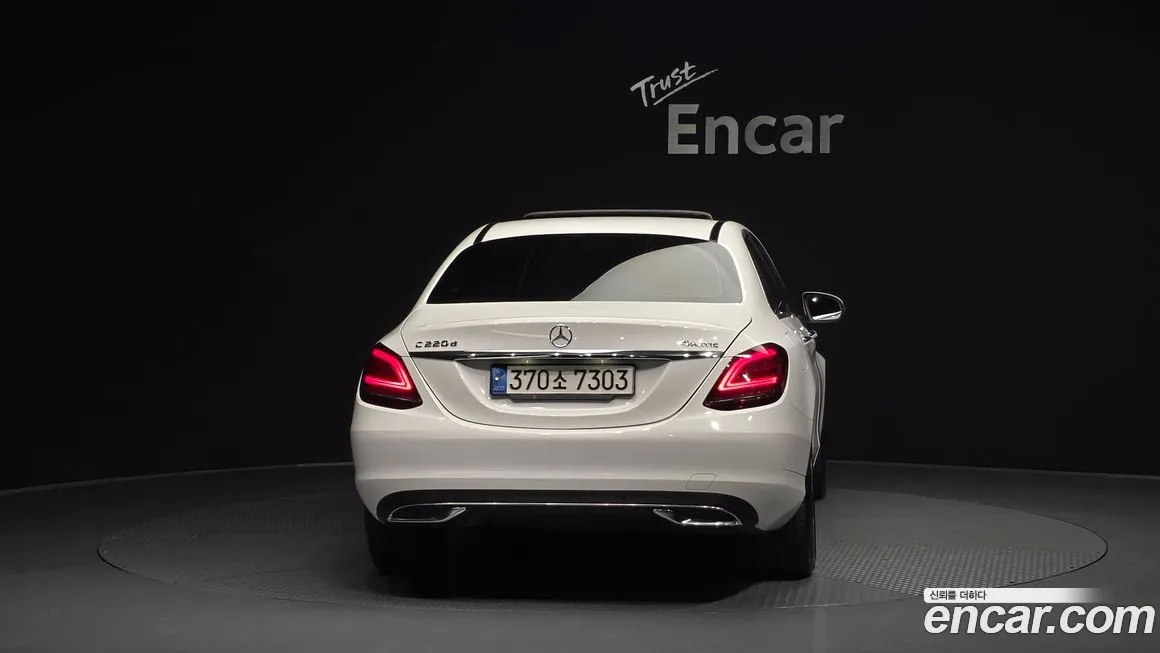 Mercedes-Benz C-Class 2021 из KR, фото 2