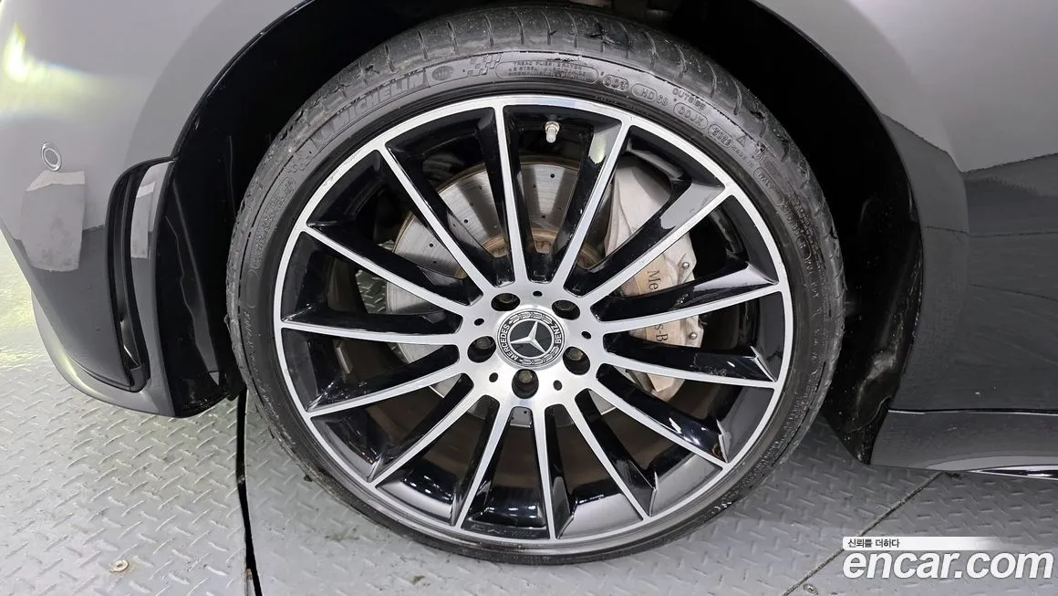 Mercedes-Benz CLS-Class — фото 10