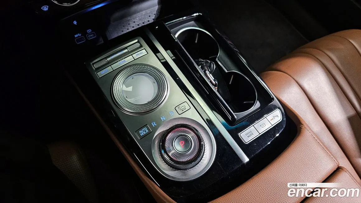 Genesis G80 — фото 9