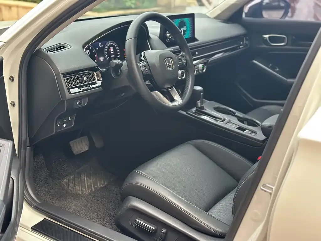 Honda Civic — фото 7