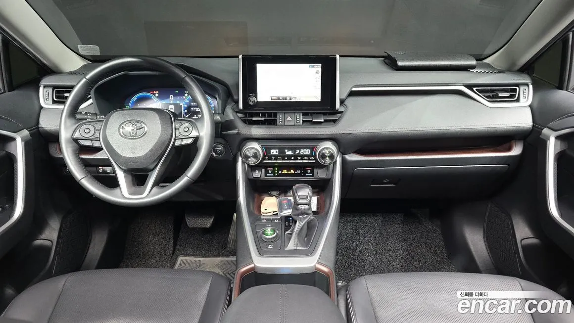 Toyota RAV4 2023 из KR, фото 9