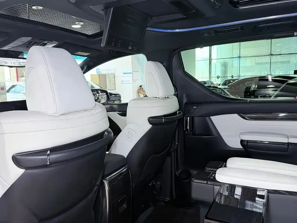 Lexus LM 2021 из CN, фото 3