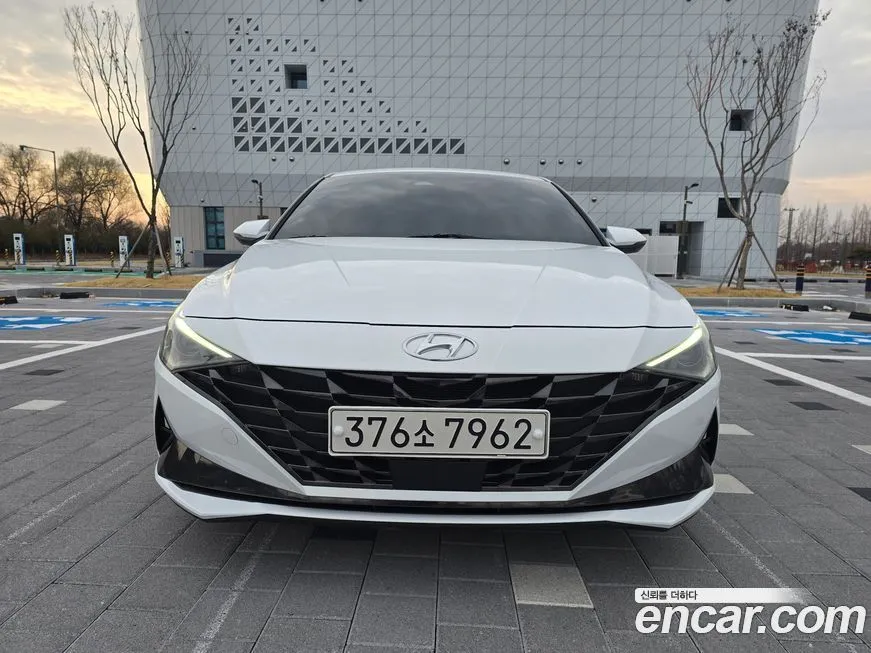 Hyundai AVANTE — фото 2