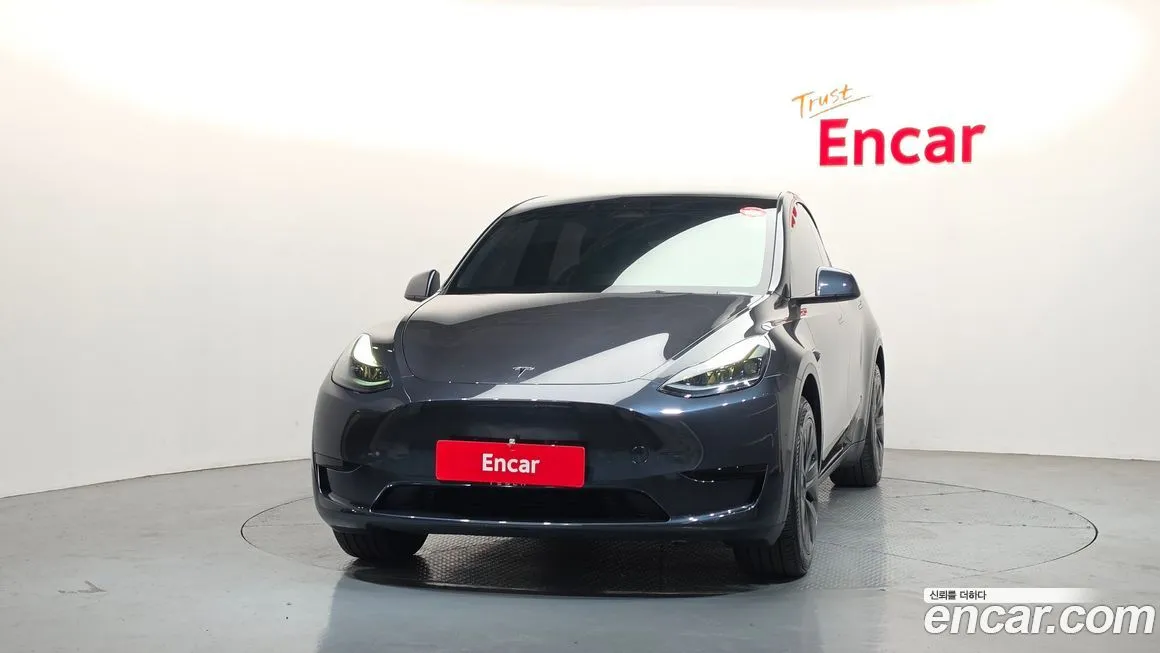 Tesla Model Y — фото 6