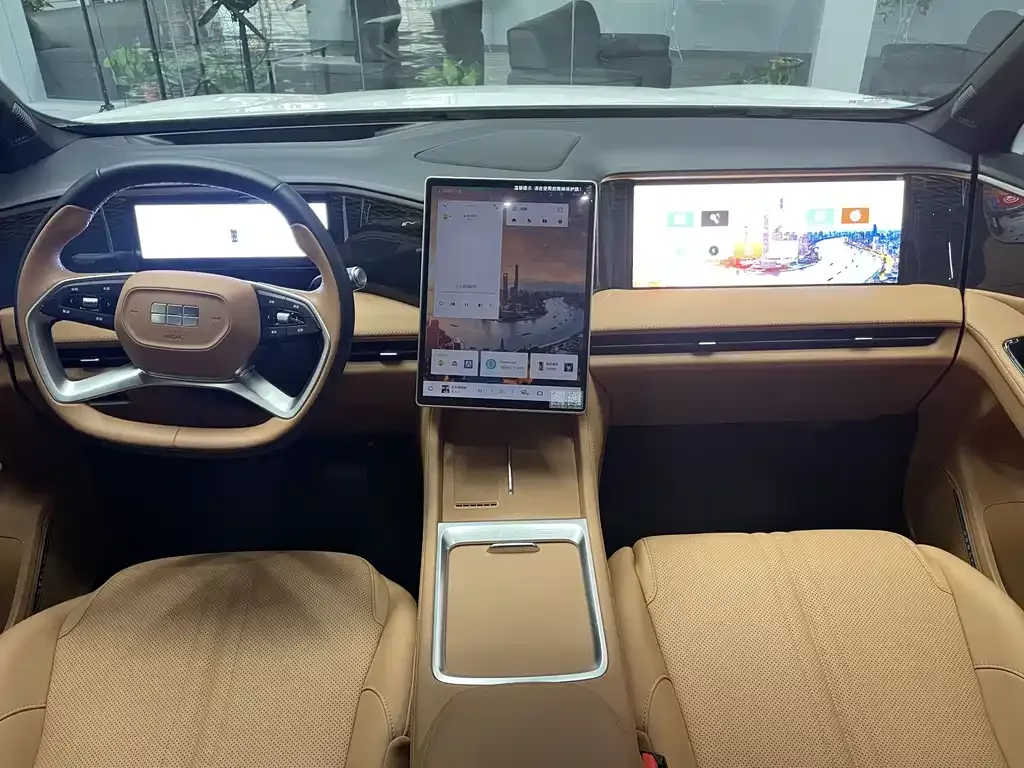 Geely Galaxy L7 — фото 10