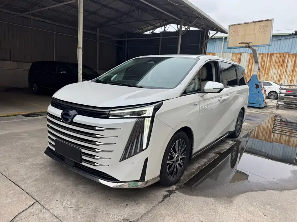 GAC Motor Trumpchi E9