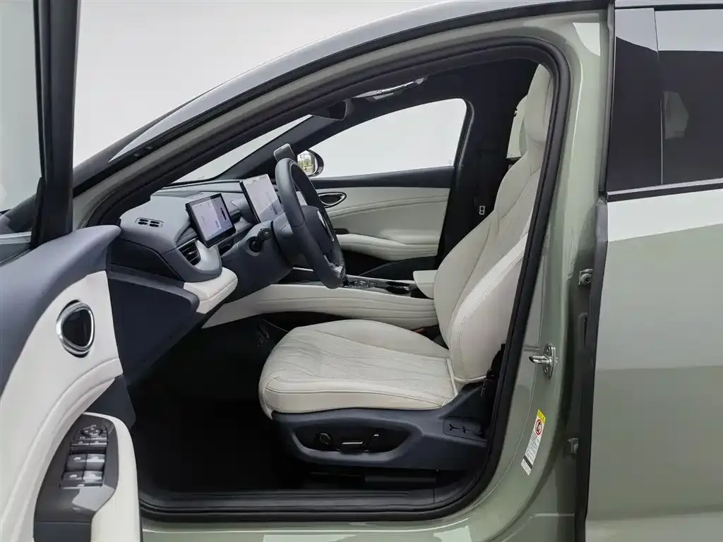 BYD Seal 06GT — фото 8