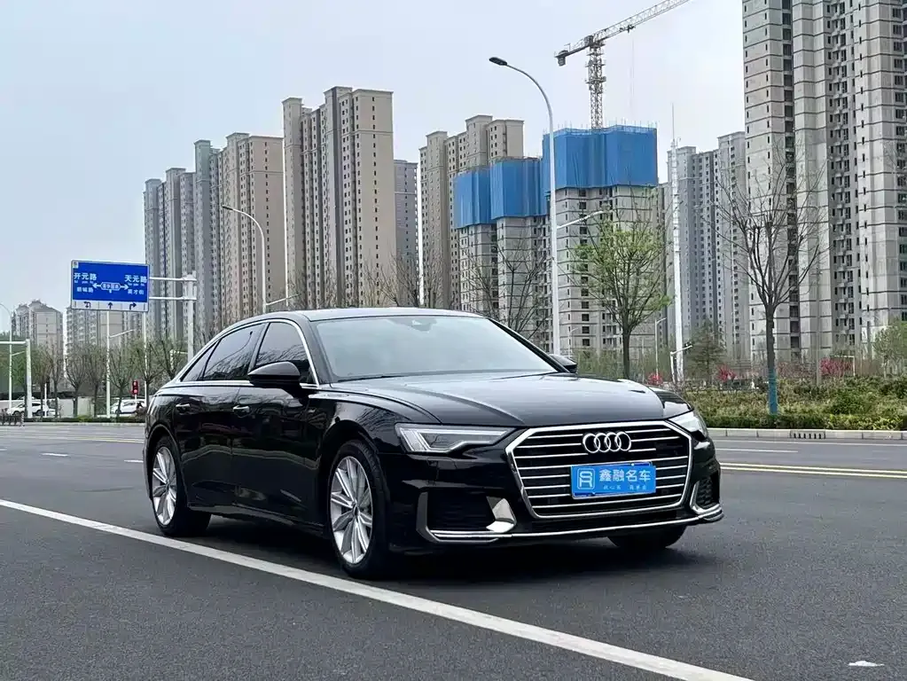 Audi A6L — фото 6