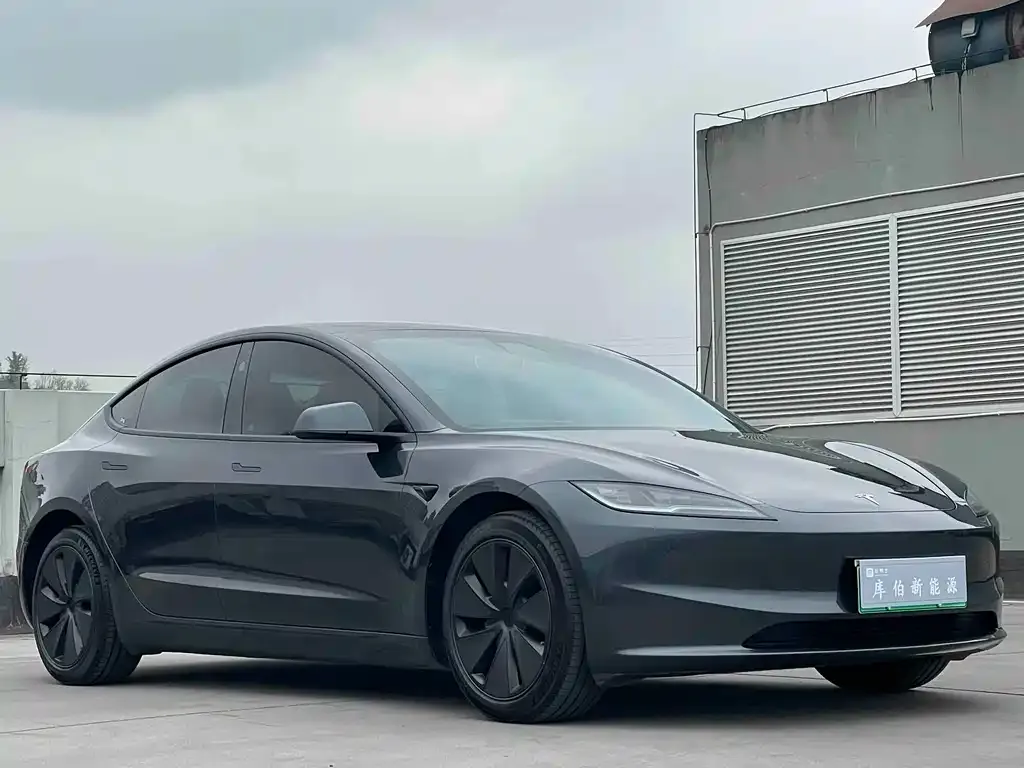 Tesla Model 3 — фото 6
