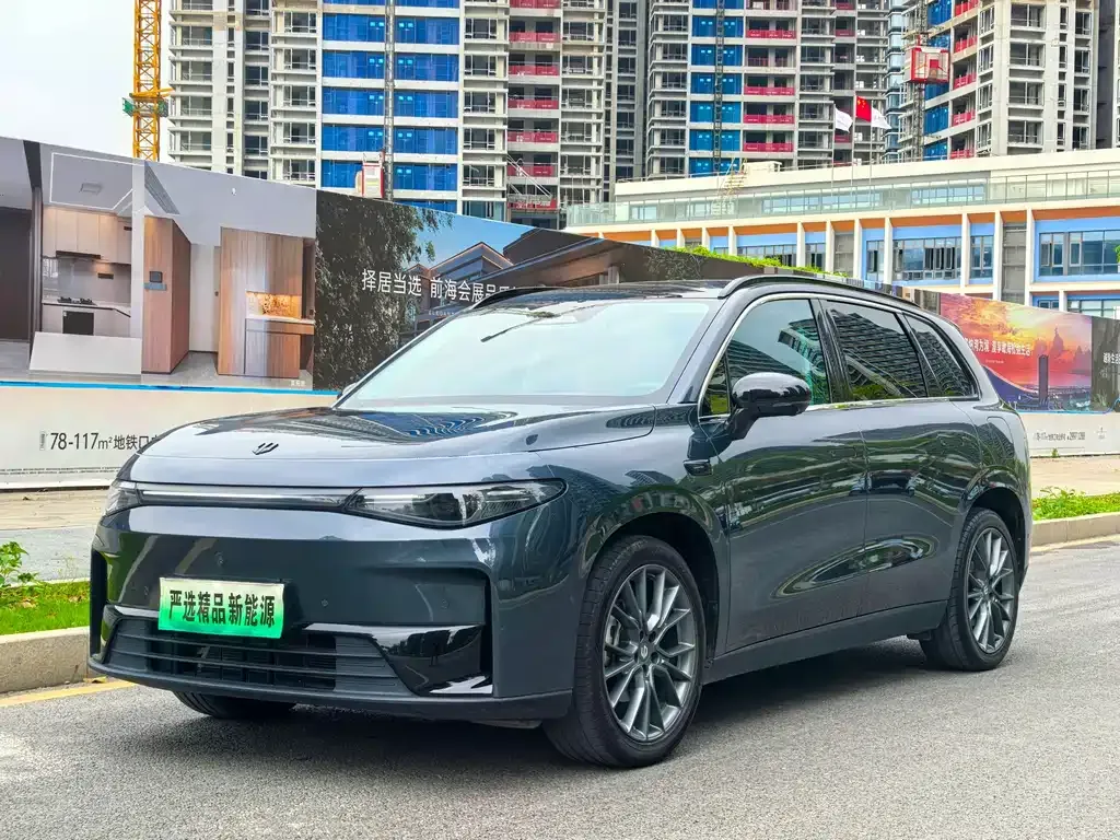 Leapmotor C10