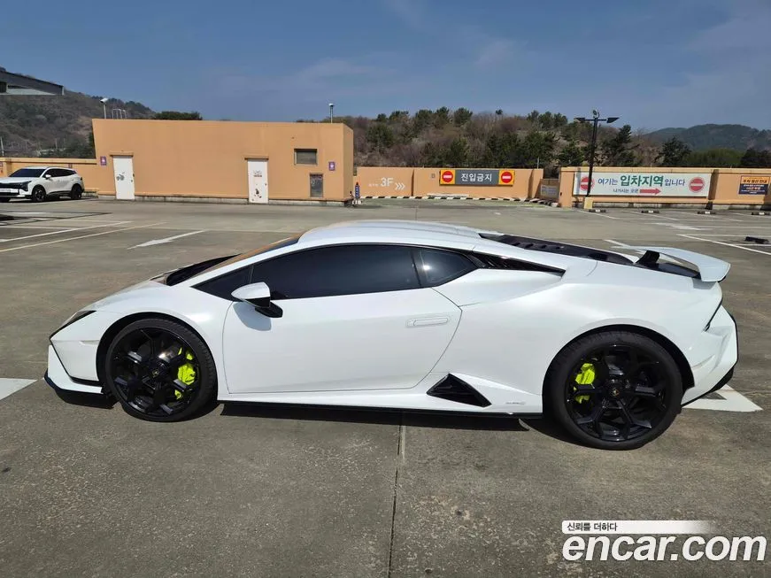 Lamborghini Huracan 2023 из KR, фото 8