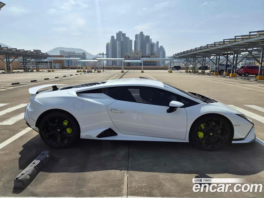 Lamborghini Huracan 2023 из KR, фото 9
