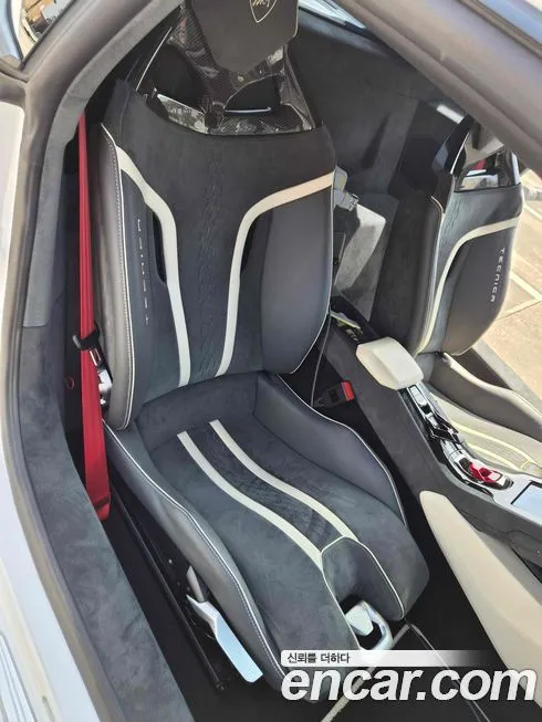 Lamborghini Huracan 2023 из KR, фото 6