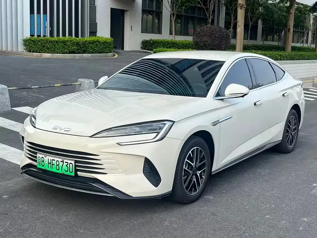 BYD Seal 07 DM-i