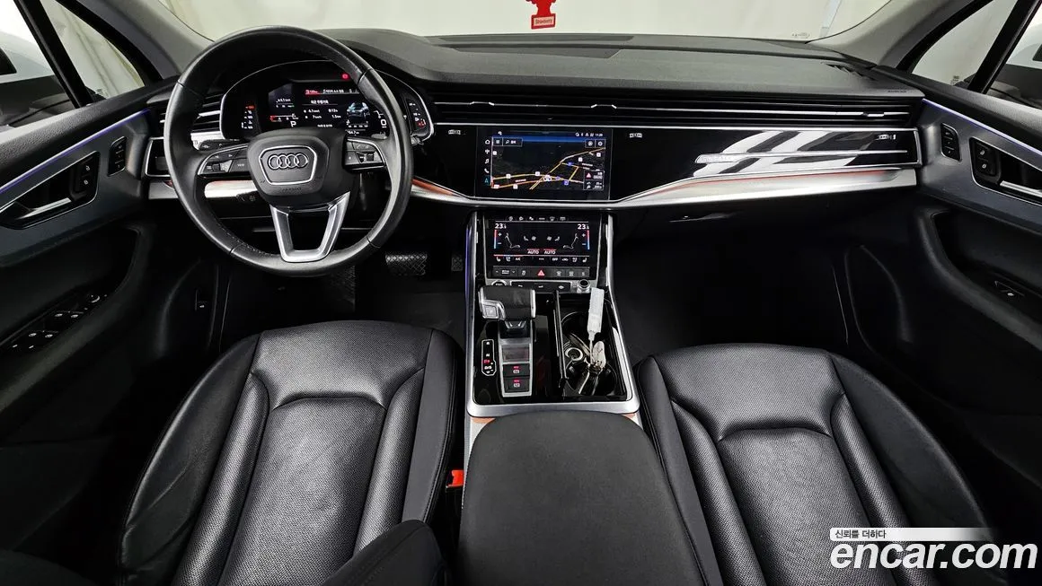 Audi Q7 2021 из KR, фото 10