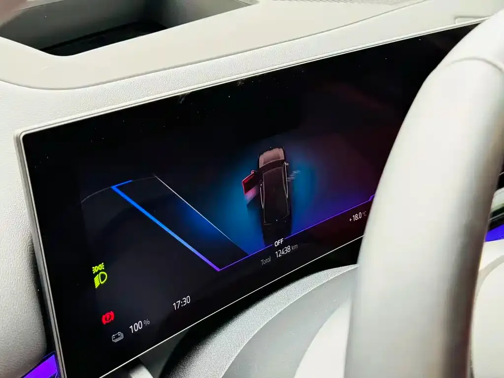 BMW i5 — фото 2