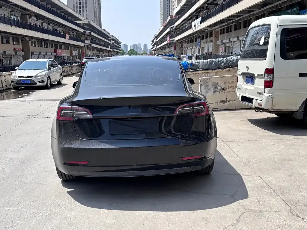 Tesla Model 3 2023 из CN, фото 3