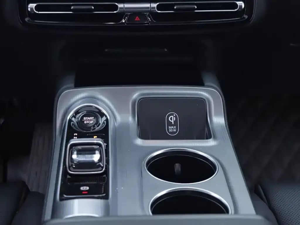 GAC Motor Trumpchi E8 2025 из CN, фото 4