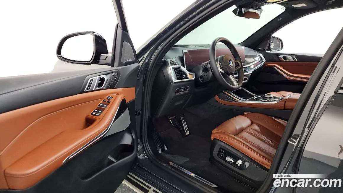 BMW X7 2025 из KR, фото 2