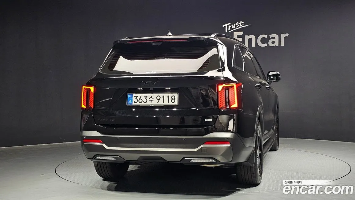 Kia Sorento — фото 8