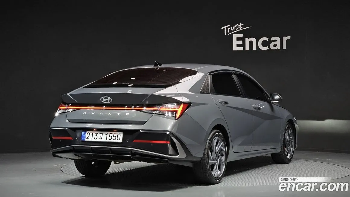 Hyundai AVANTE — фото 3