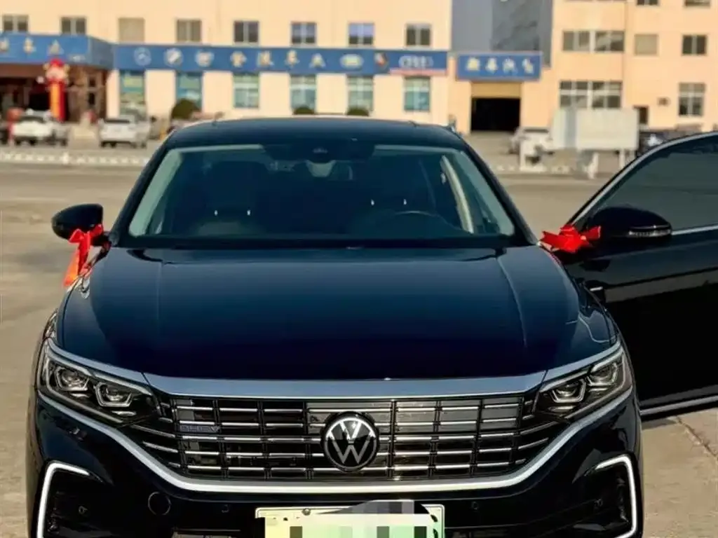 Volkswagen Passat New Energy — фото 4