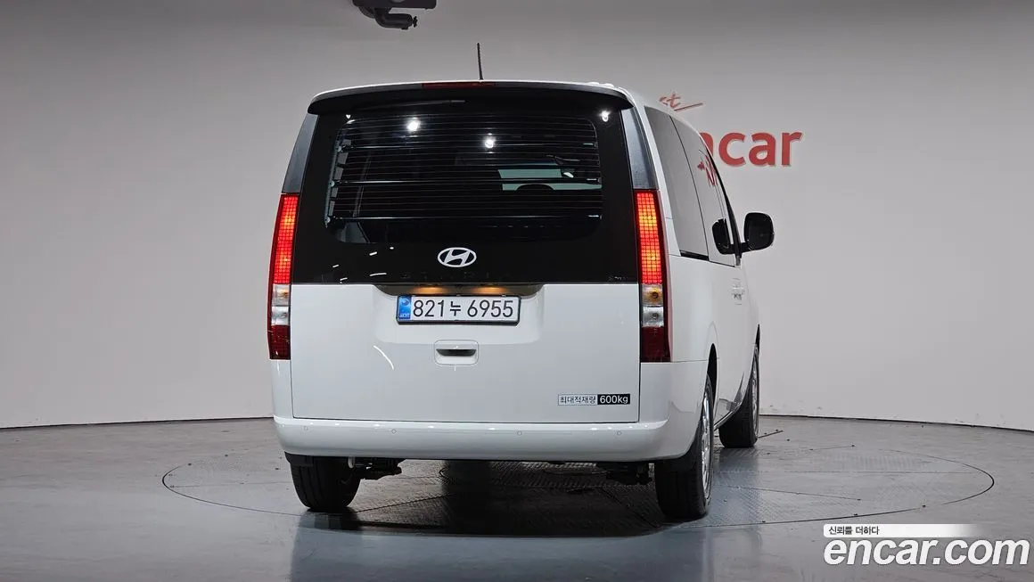 Hyundai Staria 2025 из KR, фото 3