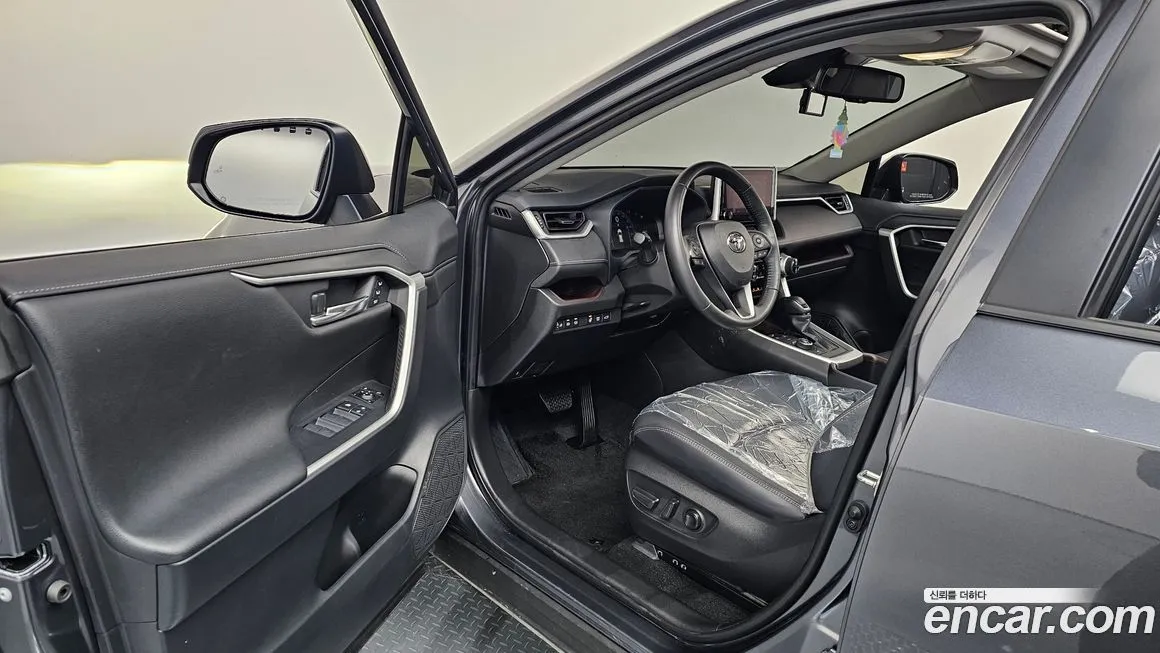 Toyota RAV4 2024 из KR, фото 10