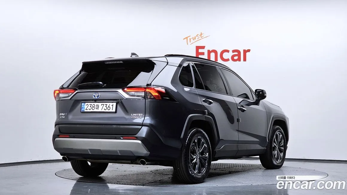 Toyota RAV4 2024 из KR, фото 7