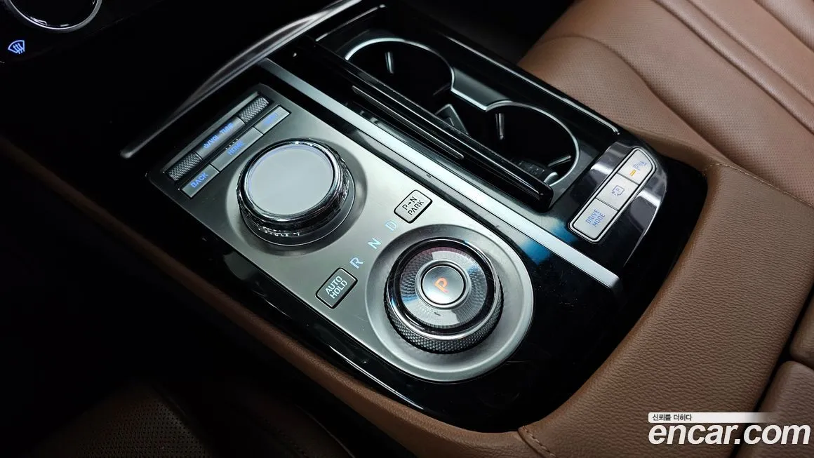 Genesis G80 — фото 9