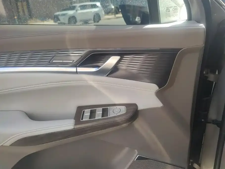 Roewe RX9 2023 из CN, фото 5