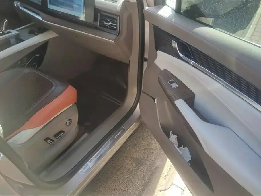 Roewe RX9 2023 из CN, фото 6