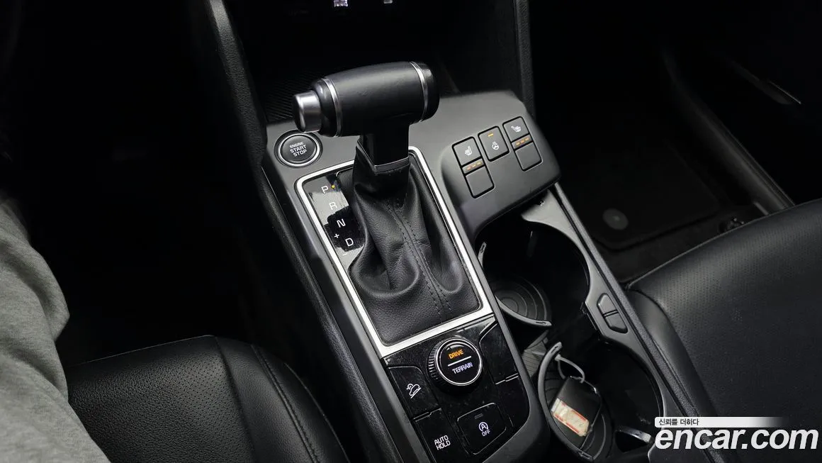 Kia Sportage — фото 10