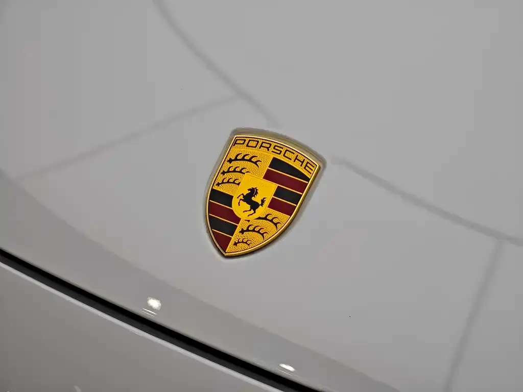 Porsche Cayenne Hybrid — фото 4