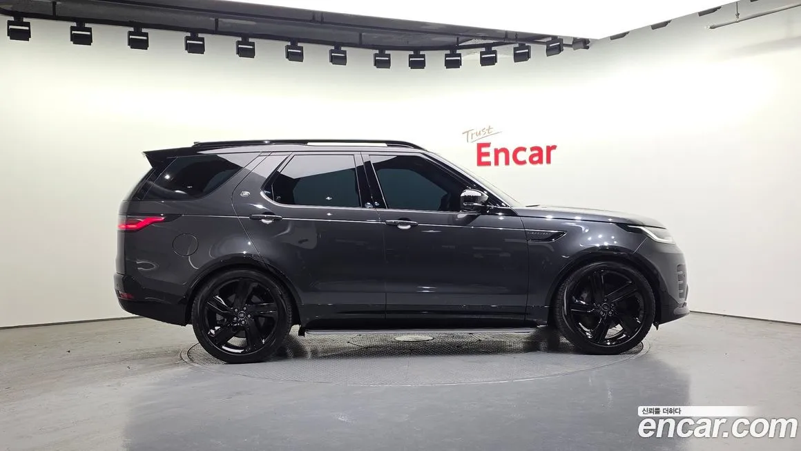 Land Rover Discovery 2024 из KR, фото 6