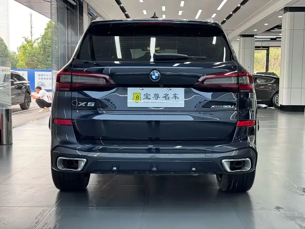 BMW X5 — фото 2