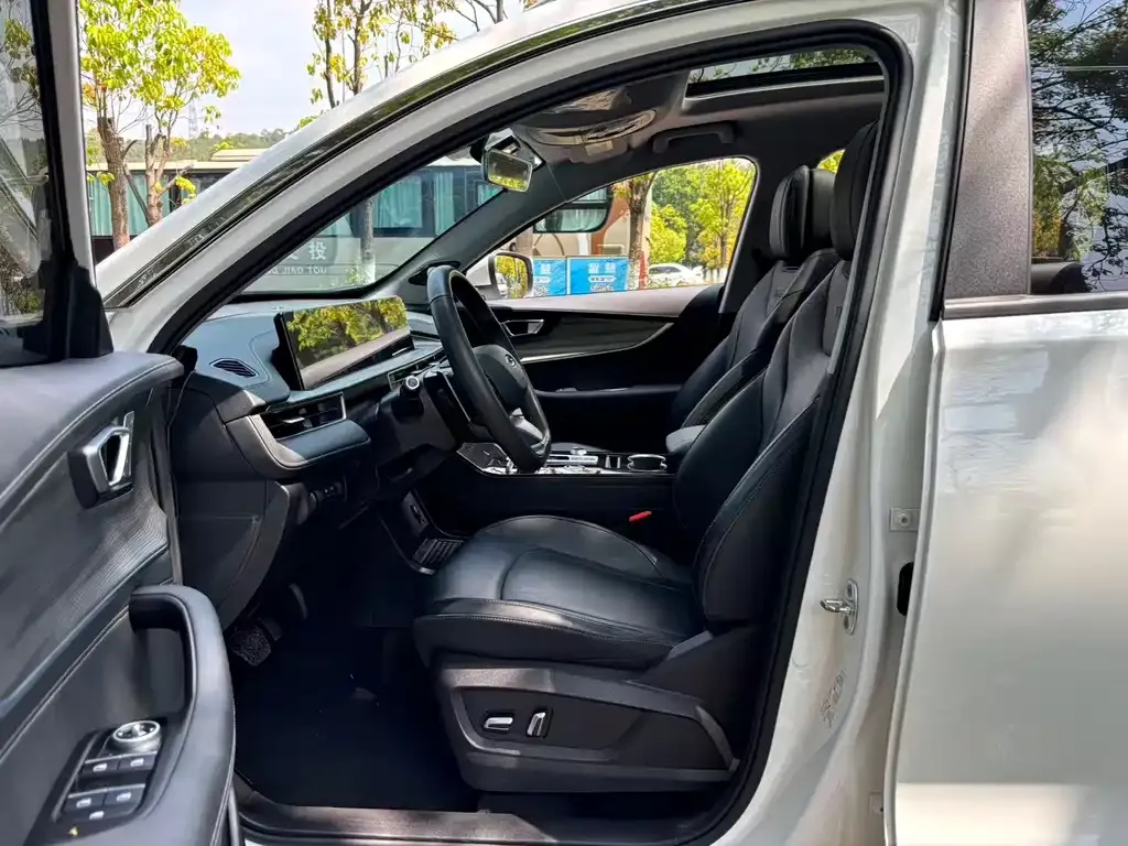 Chery Tiggo 8 PLUS — фото 4