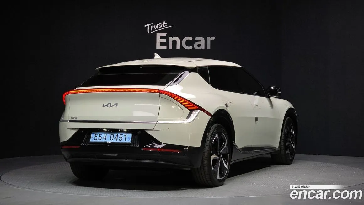 Kia EV6 — фото 7