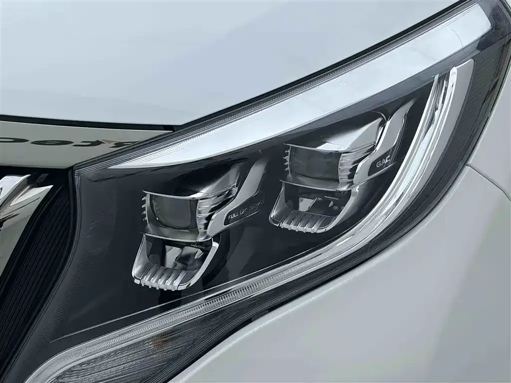 GAC Motor Trumpchi M8 — фото 9