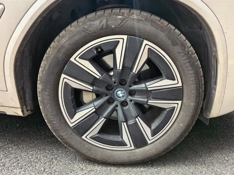 BMW iX3 2024 из CN, фото 4