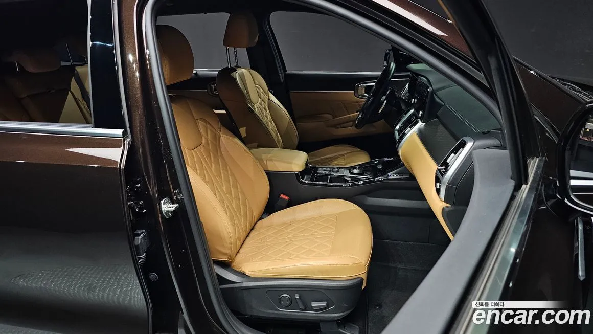 Kia Sorento — фото 8
