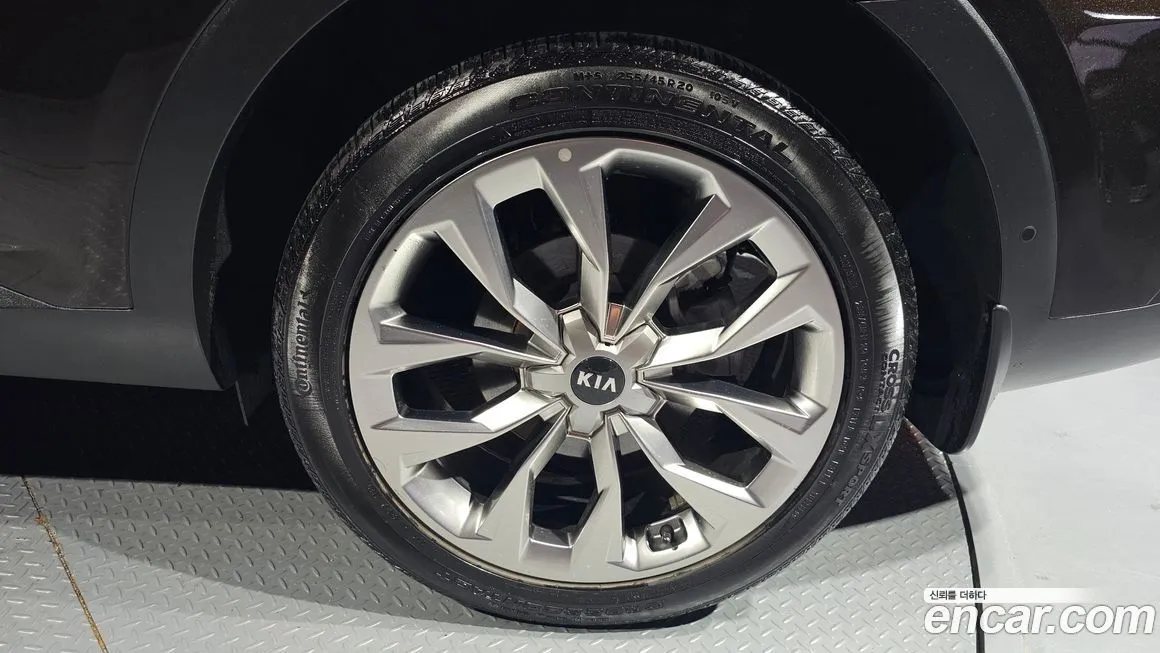 Kia Sorento — фото 3
