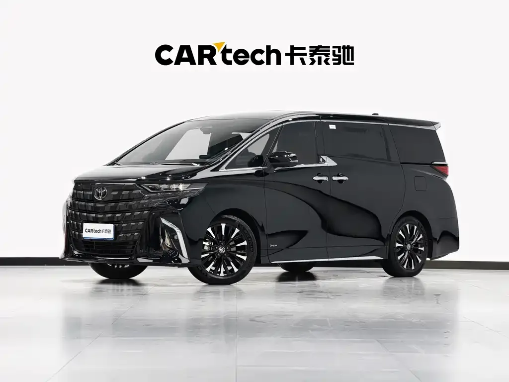 Toyota Alphard — фото 1