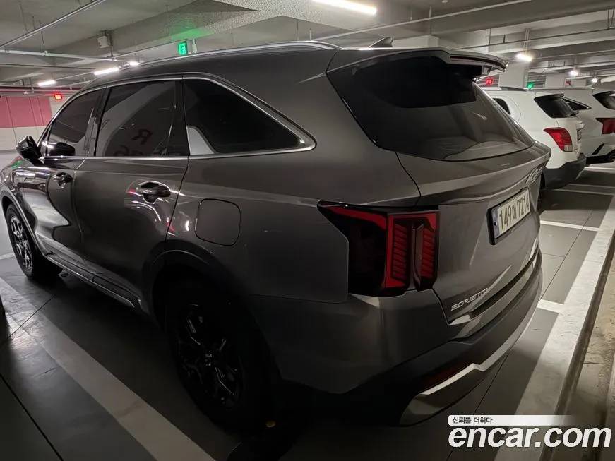 Kia Sorento — фото 5